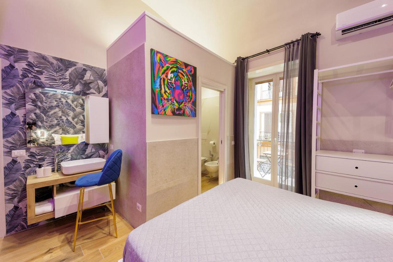 Live Suite Napoli ภายนอก รูปภาพ